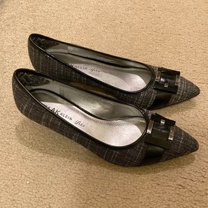 Anne Klein Flex pointy toe low heel